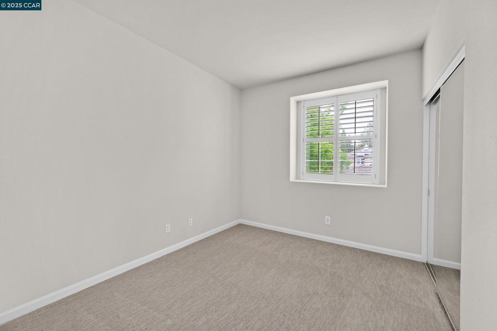 CA MEADOW - Residential