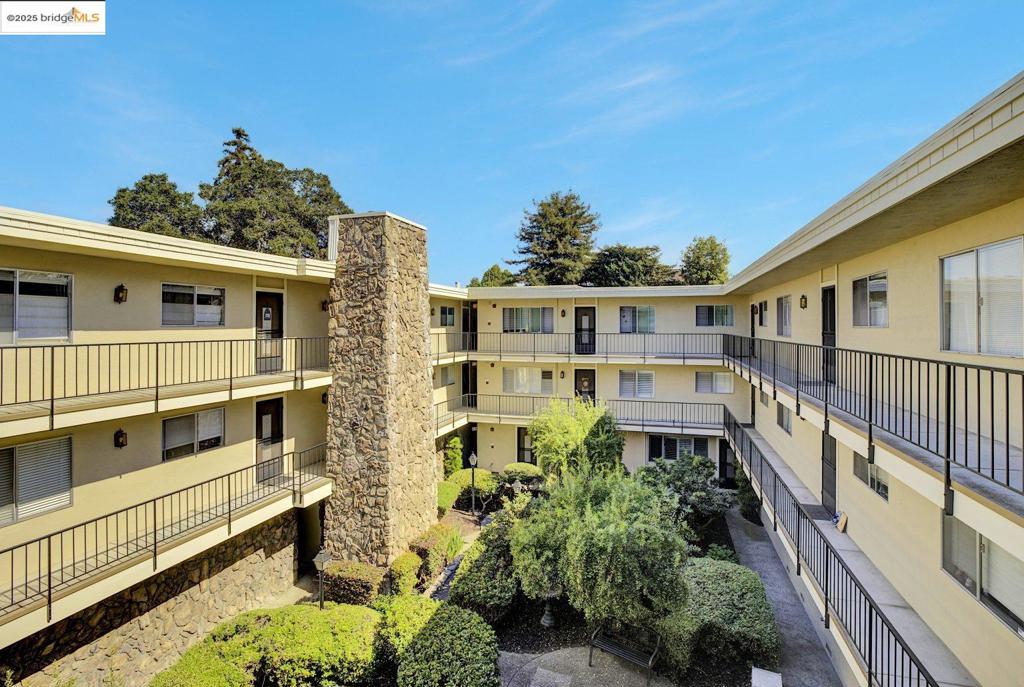 ALAMEDA - Residential