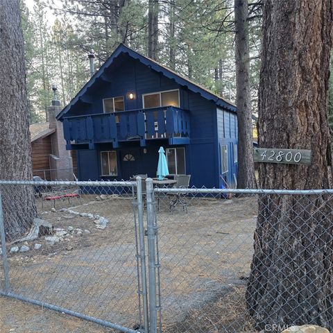 Photo of 42800 La Cerena Avenue, Big Bear Lake, CA 92315 (MLS # FR26099225)