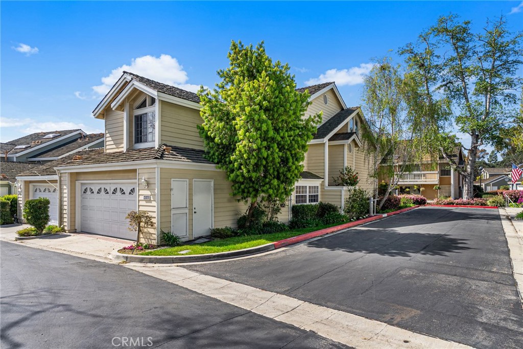 431 Cranston Court 102