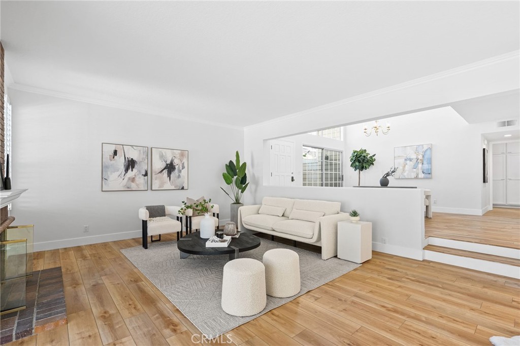 431 Cranston Court 102