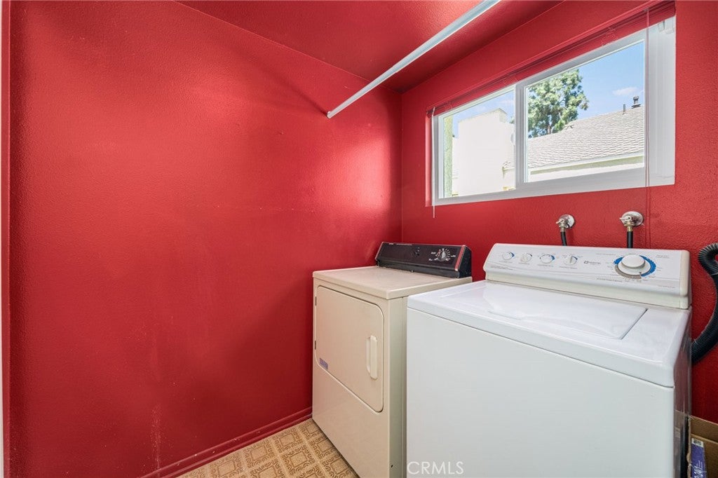 65 Claret, Irvine CA 92614 - Photo 29