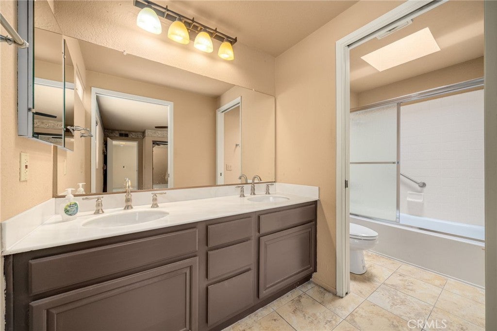 65 Claret, Irvine CA 92614 - Photo 26