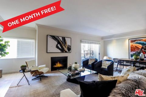 Photo of 121 S Palm Drive #404, Beverly Hills, CA 90212 (MLS # 26666279)