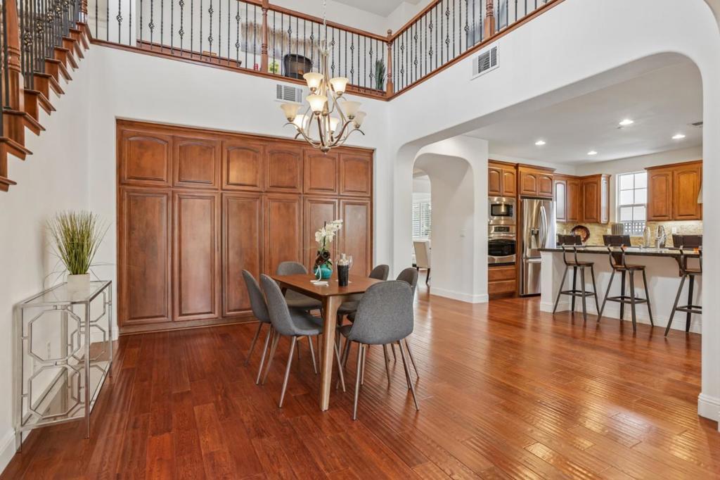282 Drummond Drive