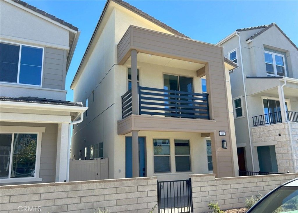 Photo of 211 Goldfinch Street, Rancho Mission Viejo, CA 92694 (MLS # IG25216103)