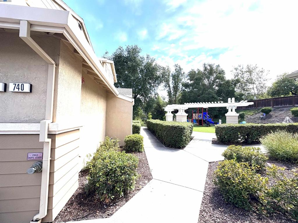 GRAYSTONE - Residential