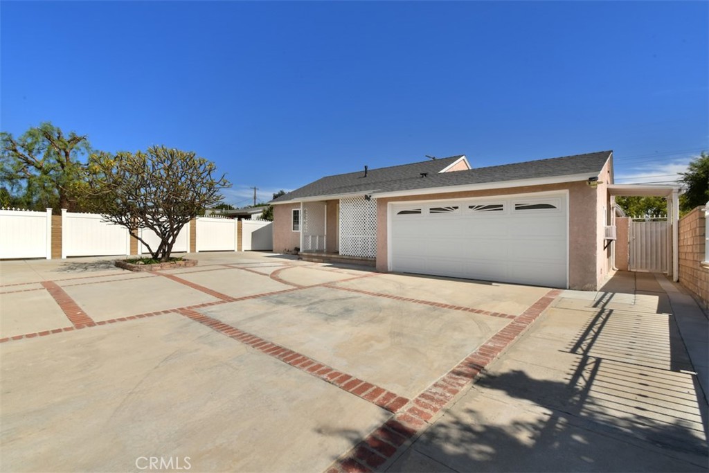 8832 Murietta Avenue