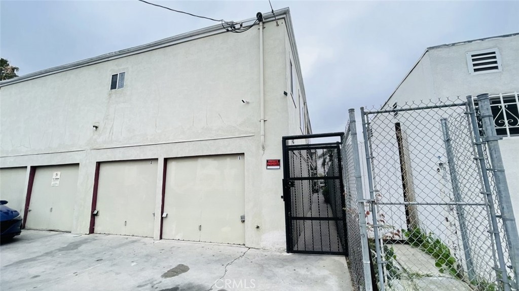 Alamitos Beach (AB) - Residential Income