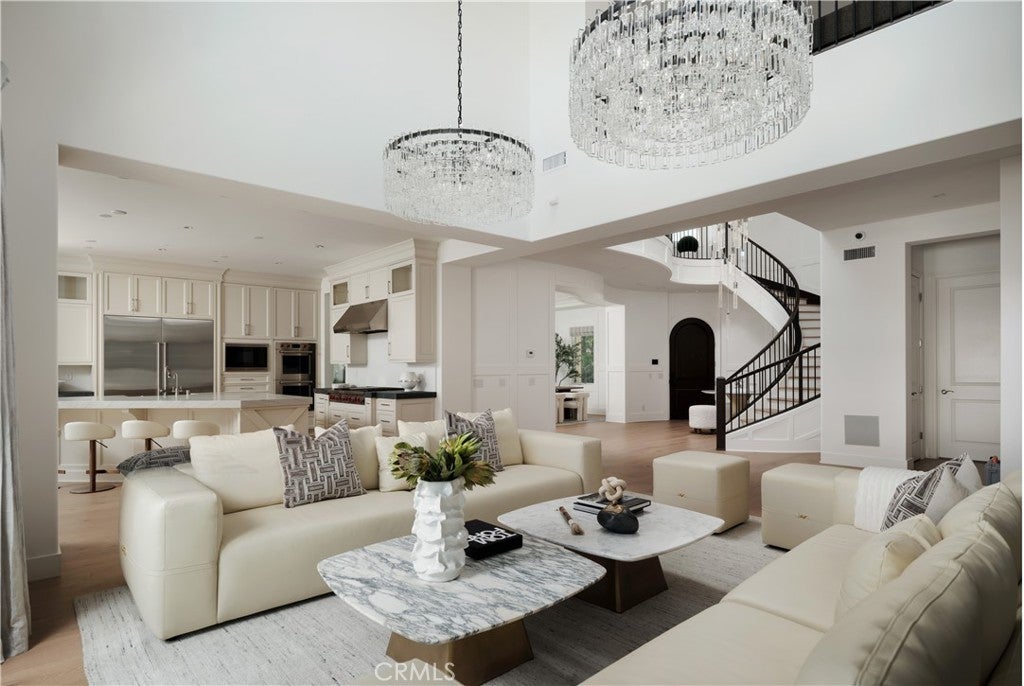 108 Panorama, Irvine CA 92618 - Photo 15