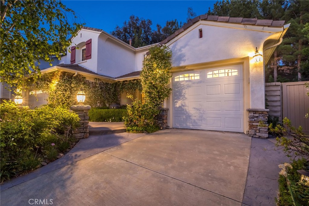 23318 Clifton Place