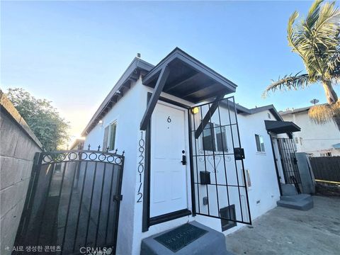 Photo of 10920 1/2 S Inglewood Avenue, Inglewood, CA 90304 (MLS # DW26133581)
