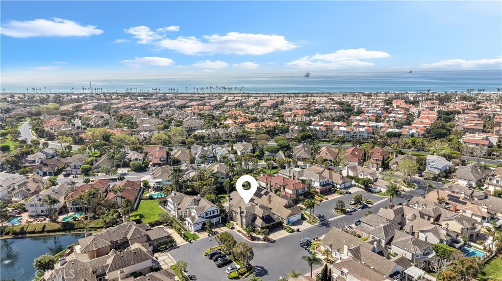 Huntington Beach, California, 92648, United States, 4 Bedrooms Bedrooms, ,4 BathroomsBathrooms,Residential,Active,2041783