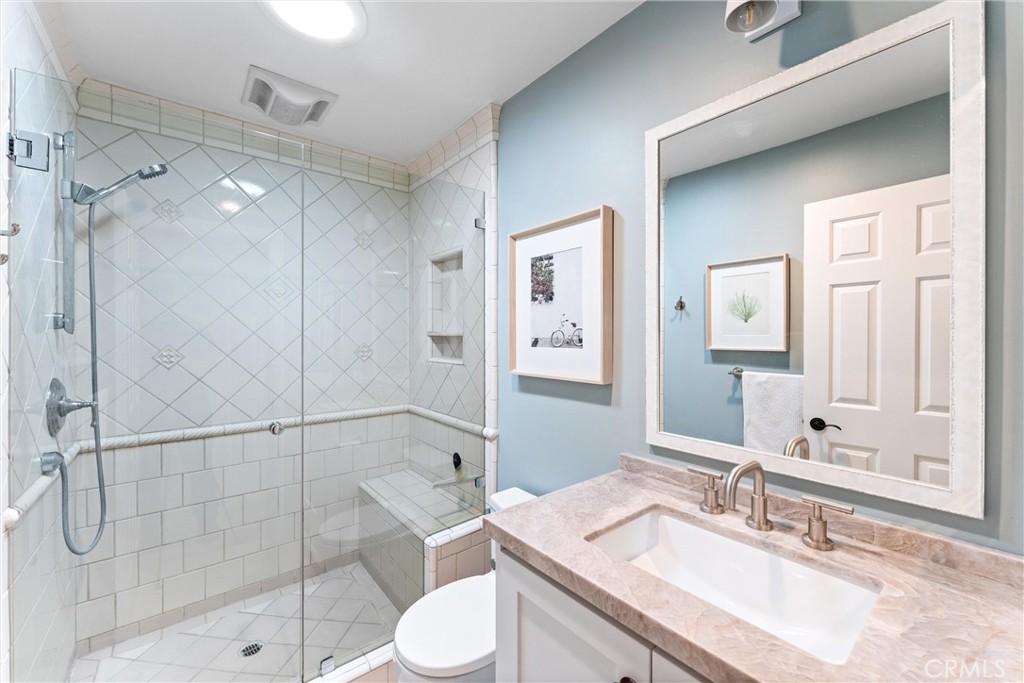 Huntington Beach, California, 92648, United States, 4 Bedrooms Bedrooms, ,4 BathroomsBathrooms,Residential,Active,2041783