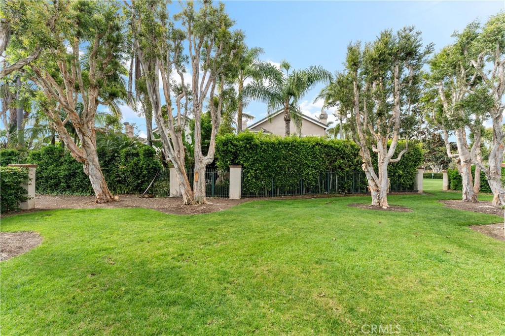 Huntington Beach, California, 92648, United States, 4 Bedrooms Bedrooms, ,4 BathroomsBathrooms,Residential,Active,2041783