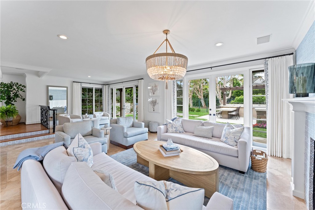 Huntington Beach, California, 92648, United States, 4 Bedrooms Bedrooms, ,4 BathroomsBathrooms,Residential,Active,2041783