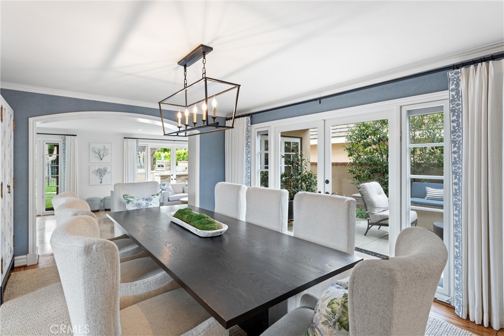 Huntington Beach, California, 92648, United States, 4 Bedrooms Bedrooms, ,4 BathroomsBathrooms,Residential,Active,2041783