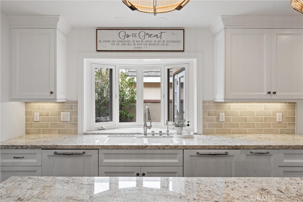 Huntington Beach, California, 92648, United States, 4 Bedrooms Bedrooms, ,4 BathroomsBathrooms,Residential,Active,2041783