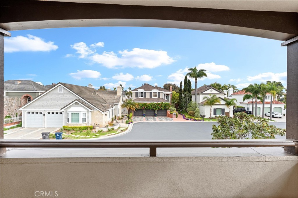 Huntington Beach, California, 92648, United States, 4 Bedrooms Bedrooms, ,4 BathroomsBathrooms,Residential,Active,2041783