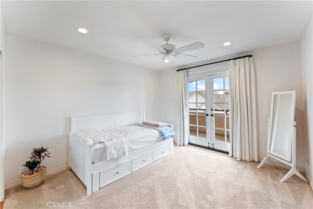 Huntington Beach, California, 92648, United States, 4 Bedrooms Bedrooms, ,4 BathroomsBathrooms,Residential,Active,2041783