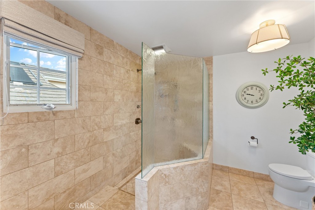 Huntington Beach, California, 92648, United States, 4 Bedrooms Bedrooms, ,4 BathroomsBathrooms,Residential,Active,2041783