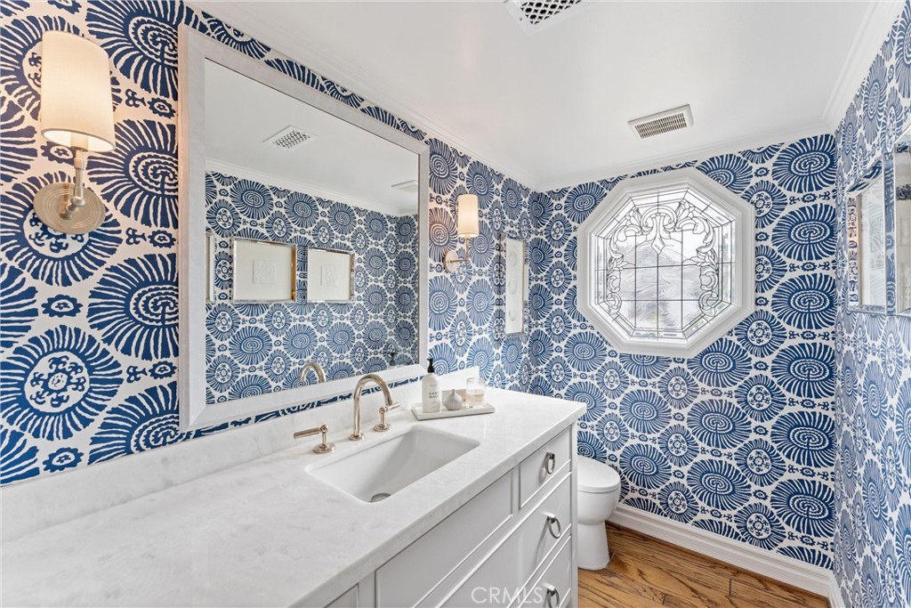 Huntington Beach, California, 92648, United States, 4 Bedrooms Bedrooms, ,4 BathroomsBathrooms,Residential,Active,2041783