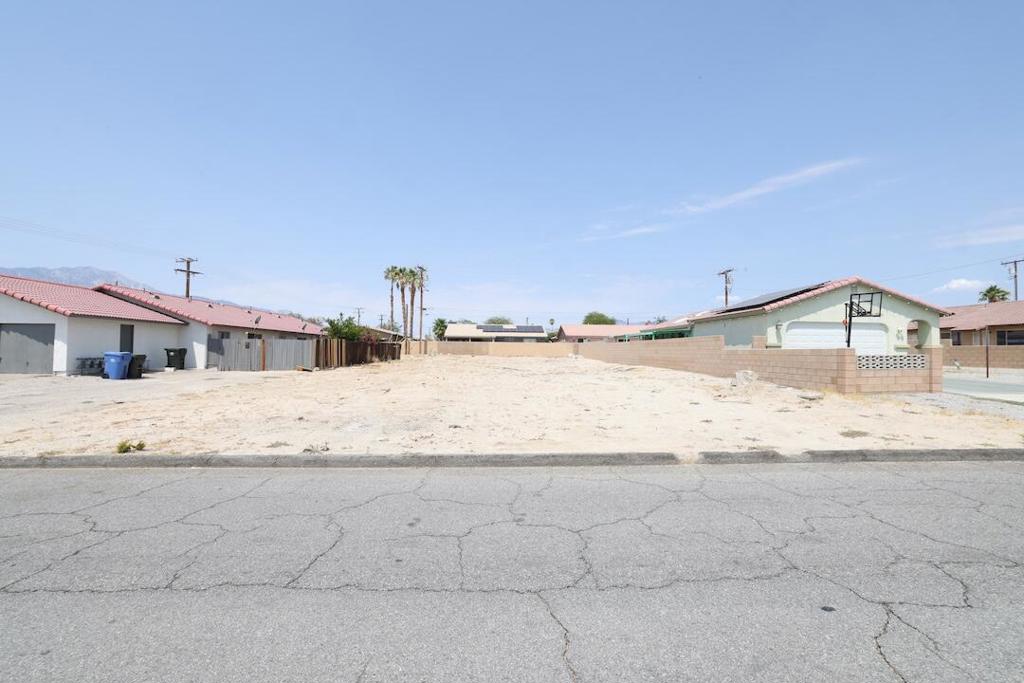 Vacant lot in Desert Hot Springs