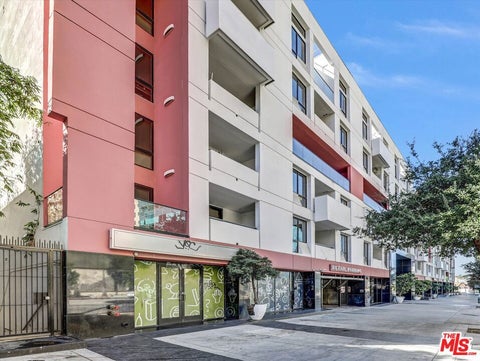Photo of 1234 Wilshire Boulevard #118, Los Angeles, CA 90017 (MLS # 26104187)