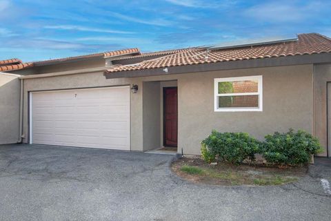 Photo of 31948 Del Cielo Este #7, Bonsall, CA 92003 (MLS # 260001937SD)