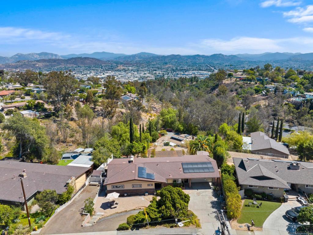 777 Hacienda Dr