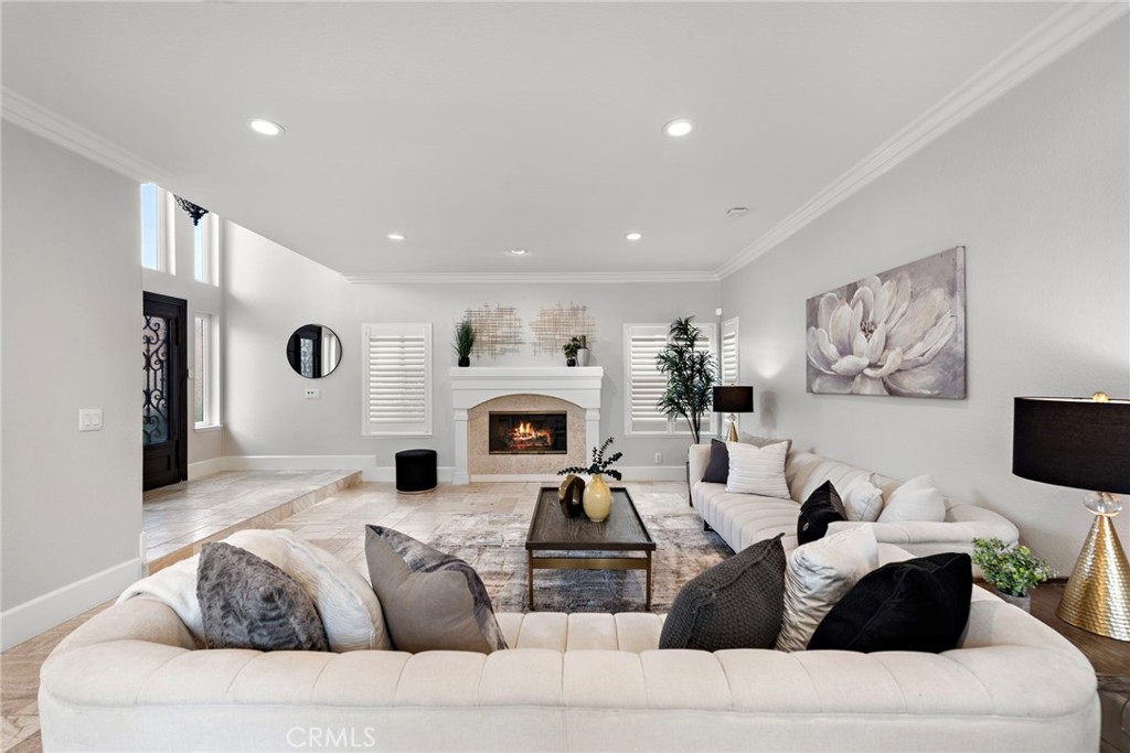 21495 Silvertree Lane