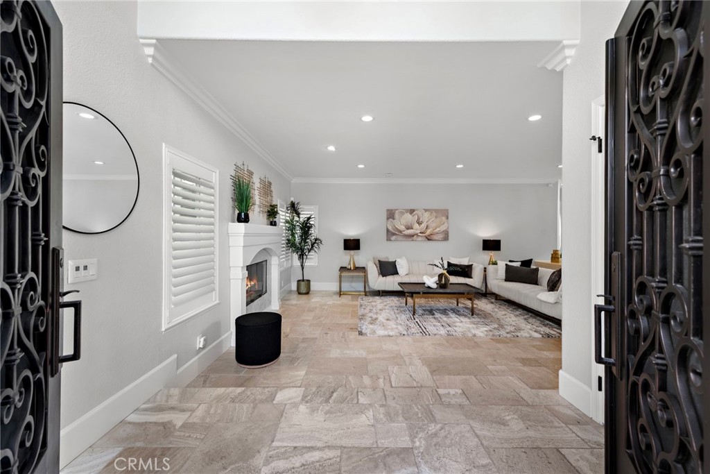 21495 Silvertree Lane