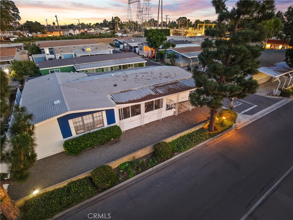 3595 Santa Fe Ave, #33