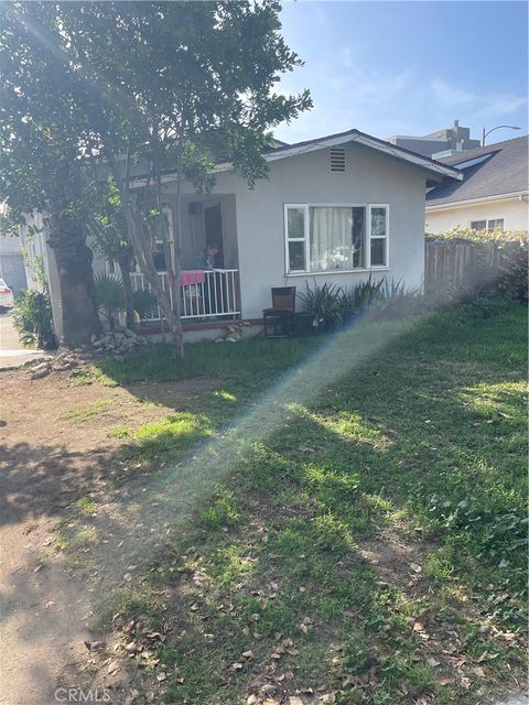 Photo of 464 W Wilson Ave, Glendale, CA 91203 (MLS # GD26007619)