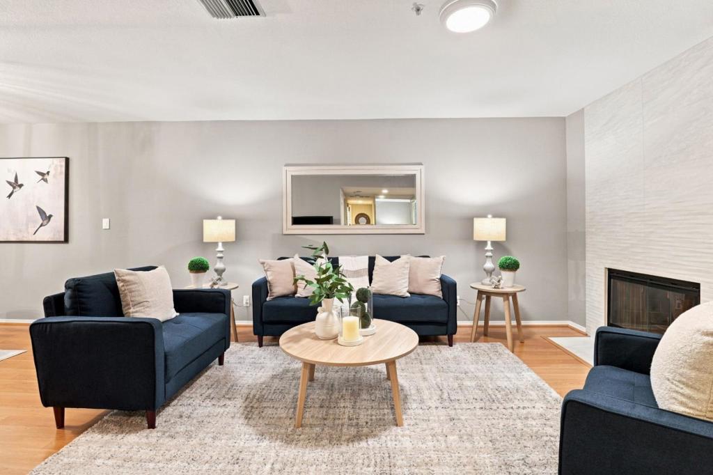 1122 Woodside Road 9