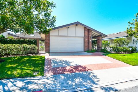 5 Maritime Corona Del Mar CA 92625