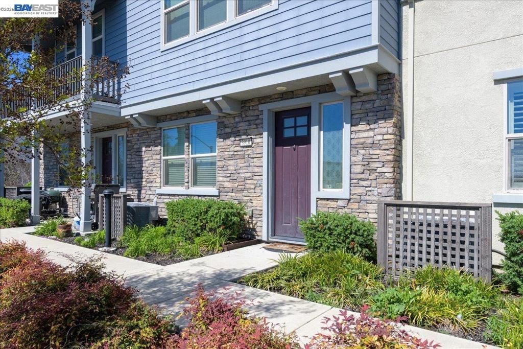 Photo of 3910 Scottfield St St, Dublin, CA 94568 (MLS # 41130313)