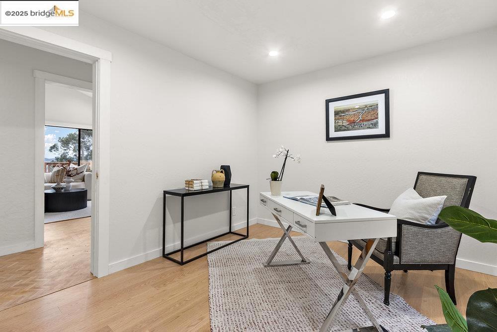 JOAQUIN MILLER - Residential