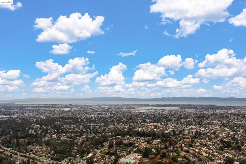 JOAQUIN MILLER - Residential