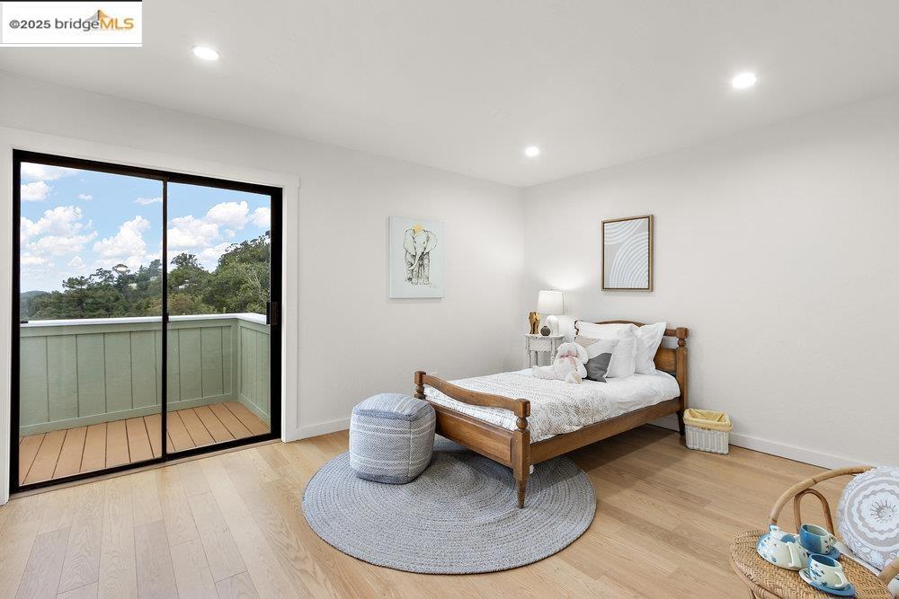 JOAQUIN MILLER - Residential