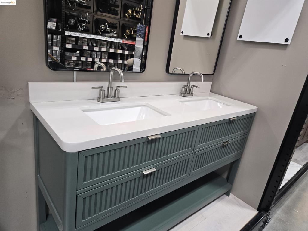 JOAQUIN MILLER - Residential