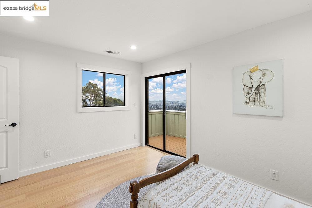 JOAQUIN MILLER - Residential