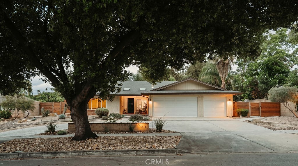 1411 W Olive