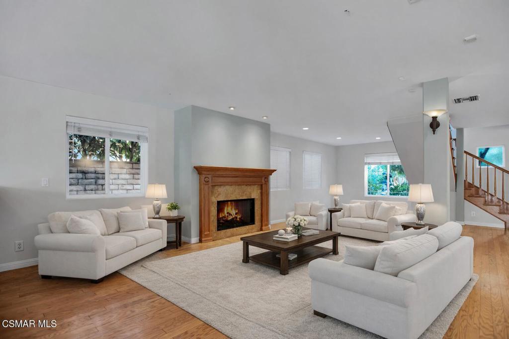 4539 Mammoth Ave Avenue