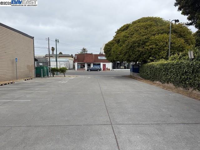2308 Encinal Ave