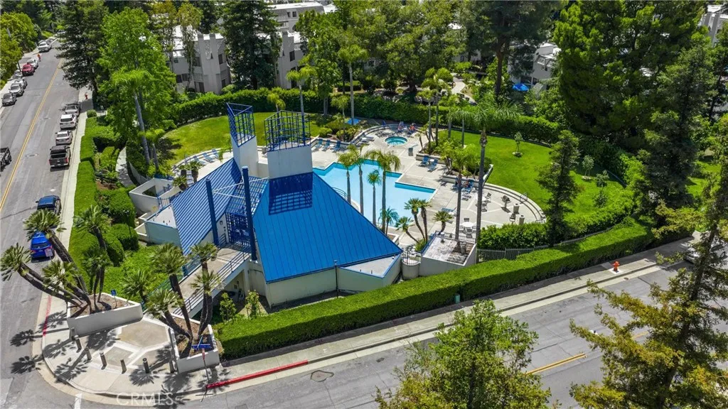 Orange, California 92869, United States, 2 Bedrooms Bedrooms, ,2 BathroomsBathrooms,Residential,Pending,196187