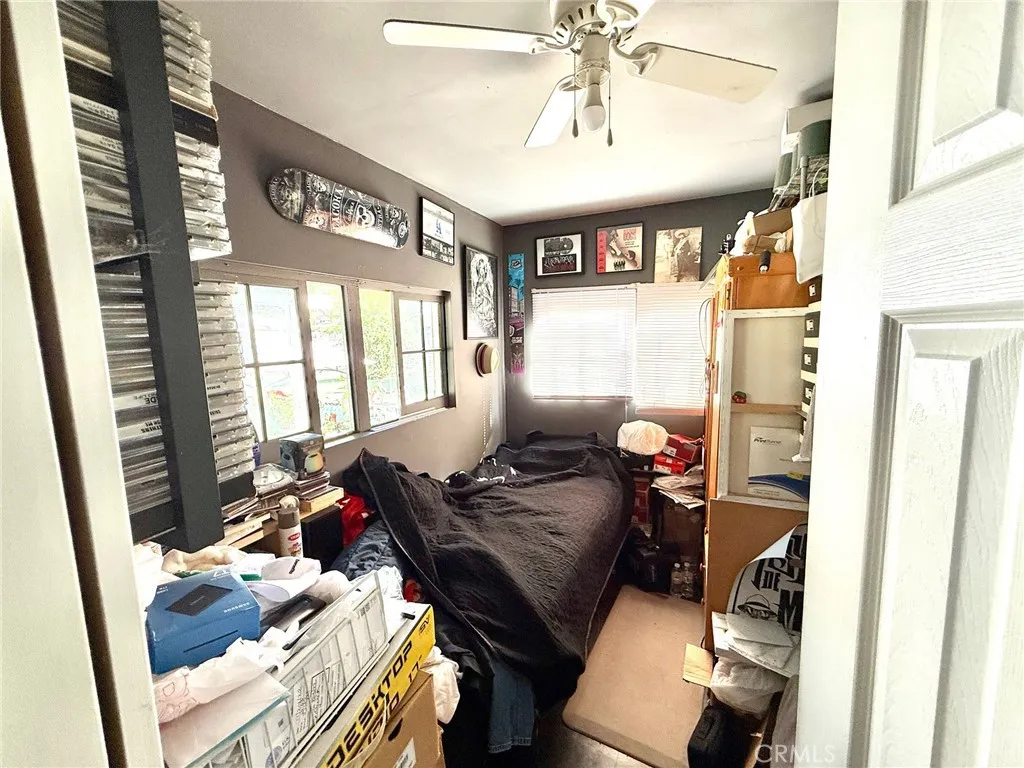 Pomona, California 91768, United States, 2 Bedrooms Bedrooms, ,1 BathroomBathrooms,Residential,Active,235812