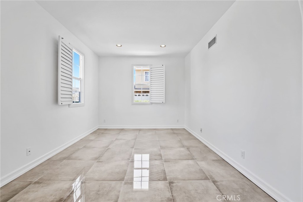 Seacliff Estates I (HSG1) - Residential Lease