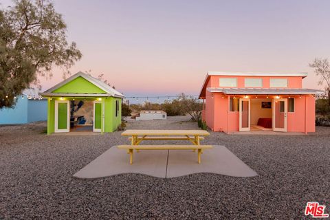 Photo of 3925 Valley Vista Avenue, Yucca Valley, CA 92284 (MLS # 26723045)