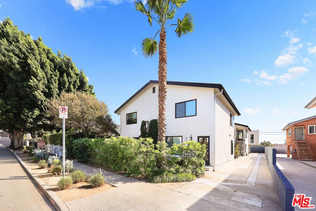 4122 Sequoia Street